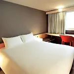 Ibis Centre Comedie 3*