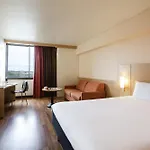 Ibis Centre Comedie