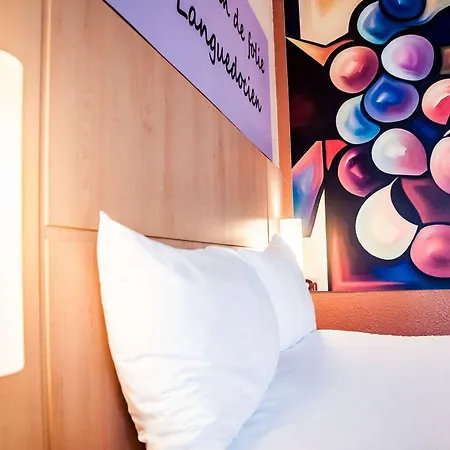 Ibis Centre Comedie Hotel