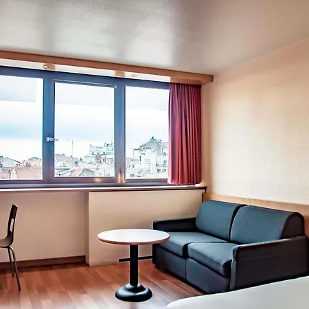 Ibis Centre Comedie Hotell