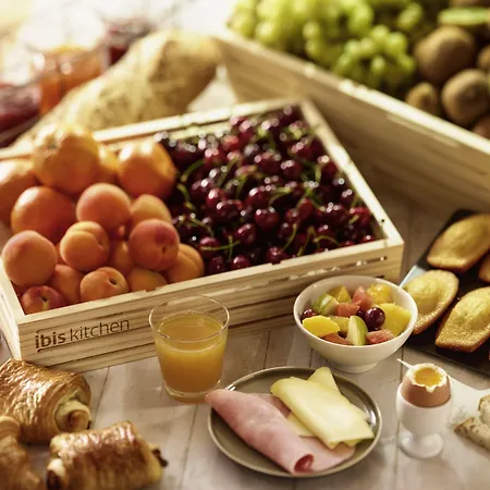 Ibis Centre Comedie 3*