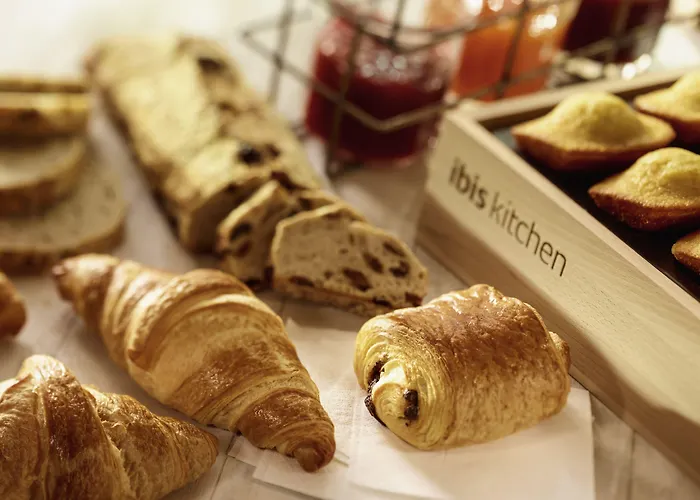 Ibis Centre Comedie 3*