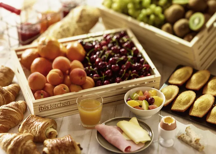 Ibis Centre Comedie 3*