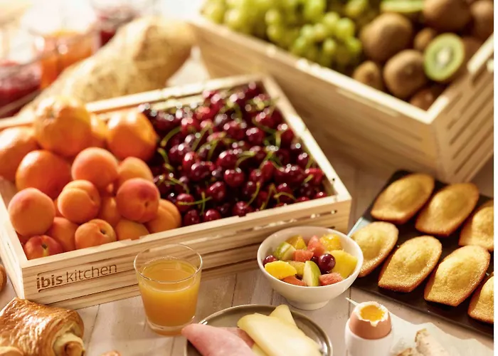 Hotel Ibis Centre Comedie 3*