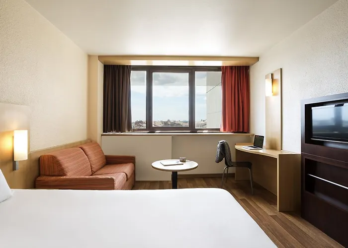 Ibis Centre Comedie Hotel